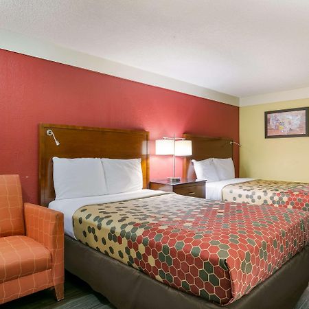 Econo Lodge Frederick I-70 Exterior foto