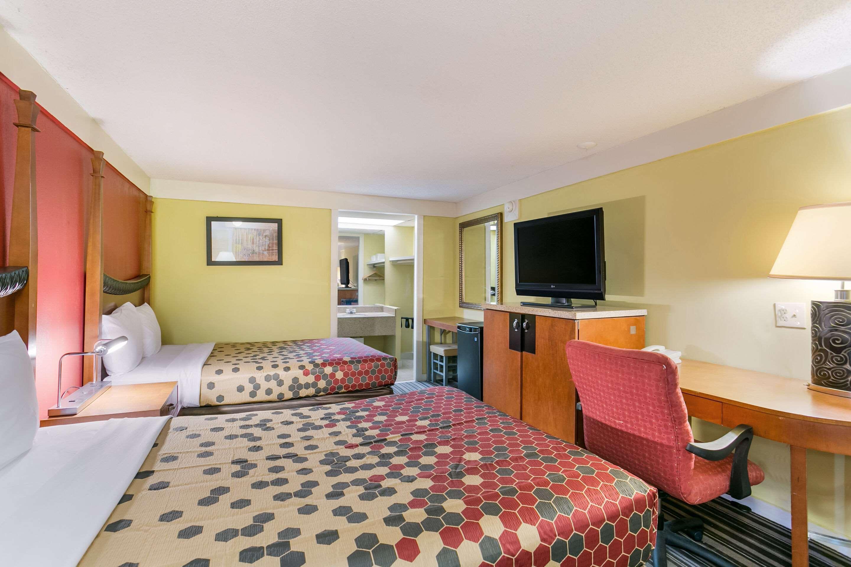 Econo Lodge Frederick I-70 Exterior foto